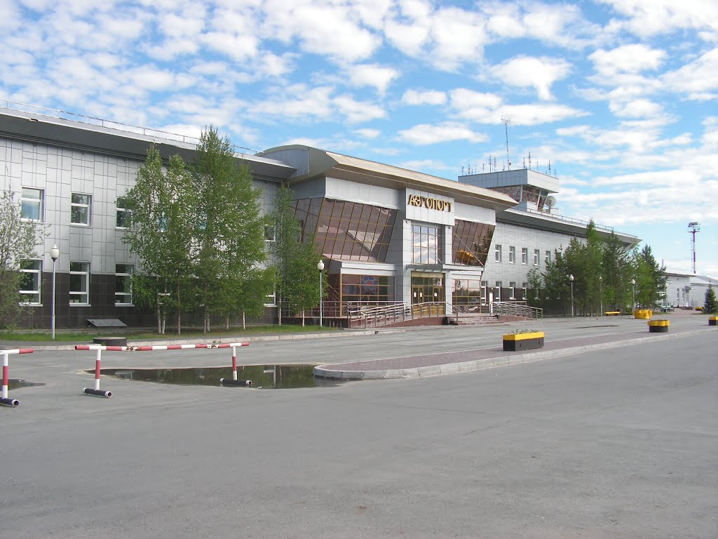 Аэропорт Белоярский, Белоярский
