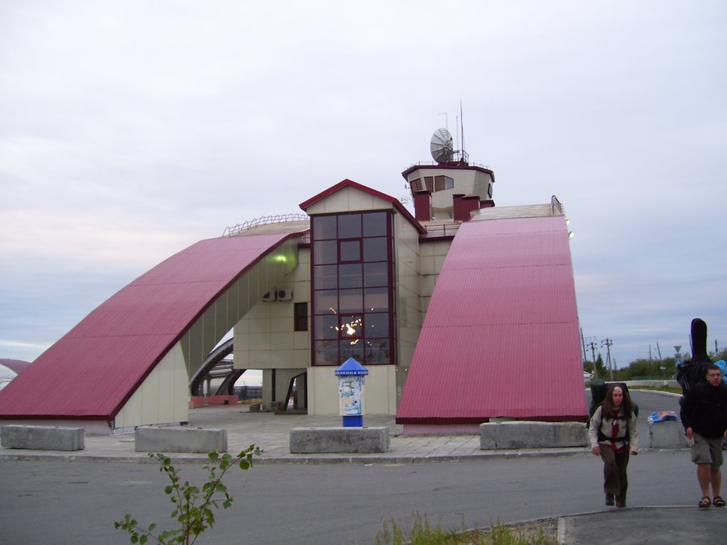 Railway station in Лабытнанги (16.08.2007), Лабытнанги