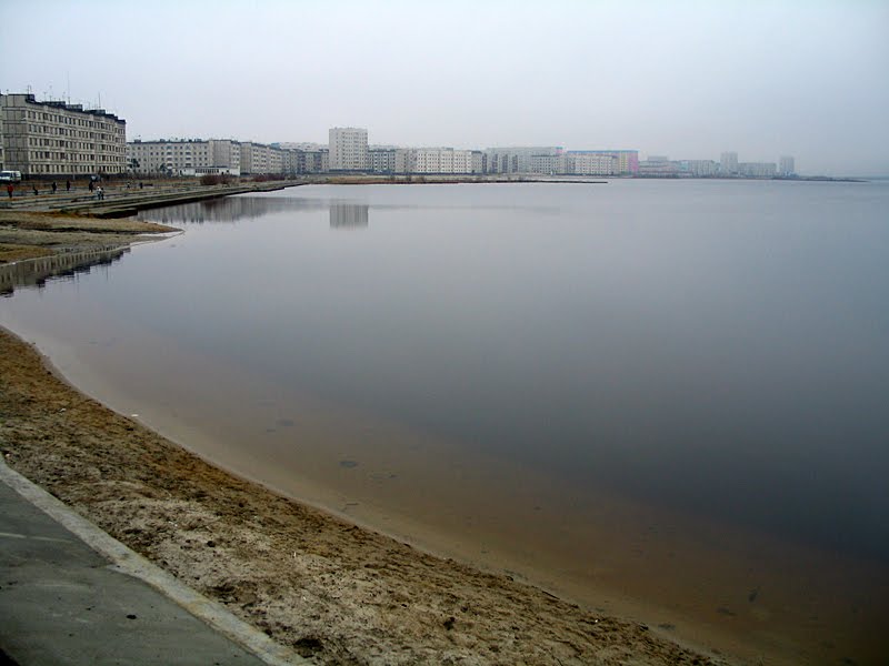 Надым озеро Янтарное, Надым
