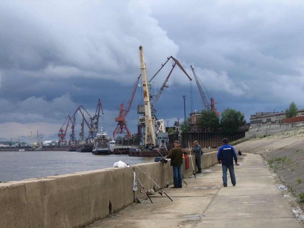 Порт на реке Обь,  г. Нижневартовск, Нижневартовск