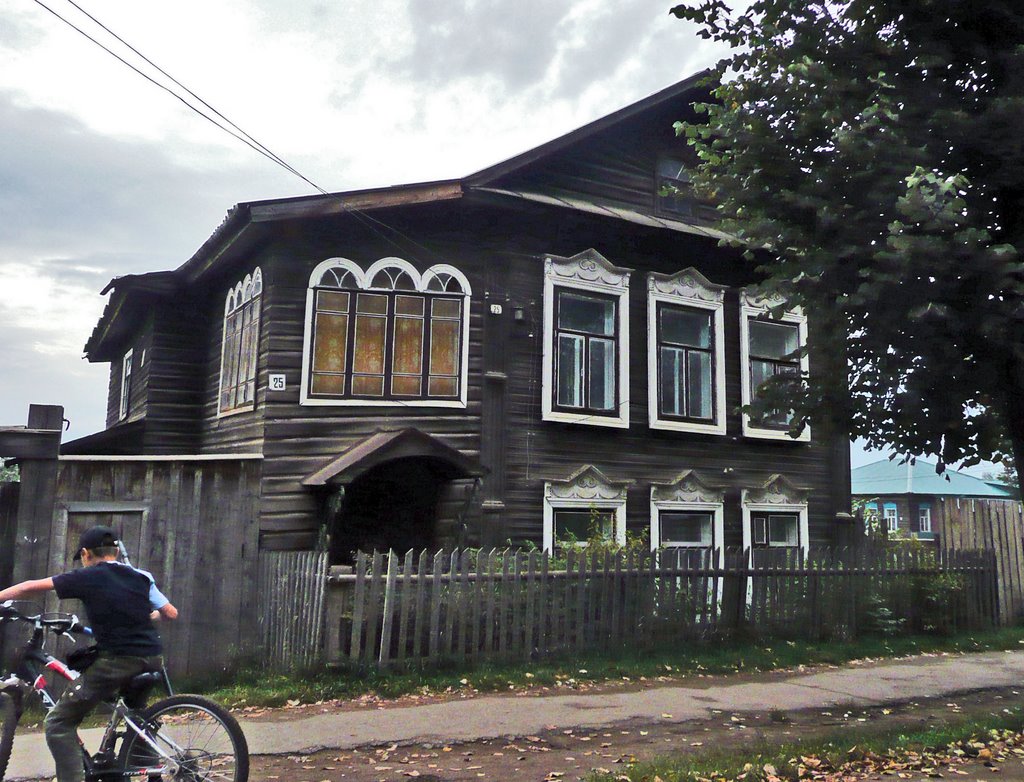 Улица 1 Мая (бывший Оханский переулок), Воткинск