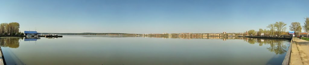 Дневной штиль на Воткинском пруду, Воткинск