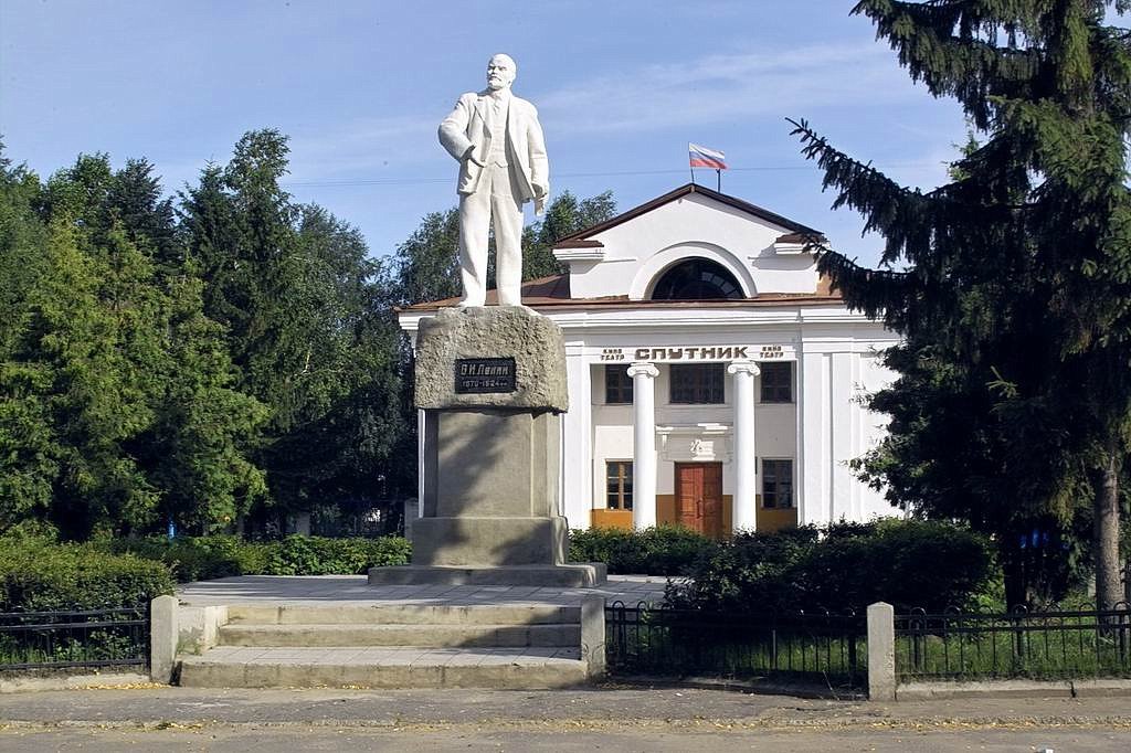 памятник В.И. Ленину в Сенгилее, Сенгилей