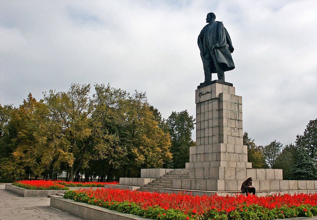 Памятник В.И.Ленину в Ульяновске, Ульяновск