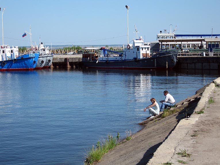 В речном порту, Ульяновск