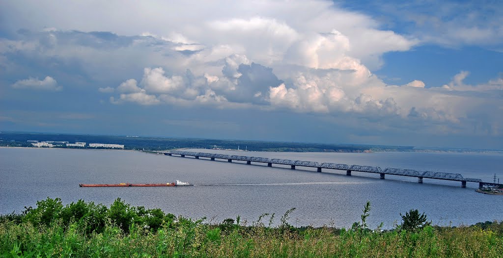 Ульяновск. На берегу  Волги. Ulyanovsk. On the bank of the Volga River., Ульяновск