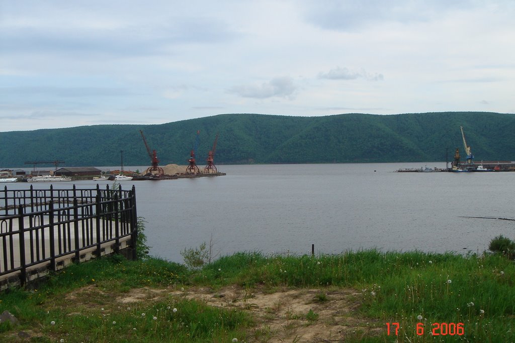 Правый берег Амура, Николаевск-на-Амуре