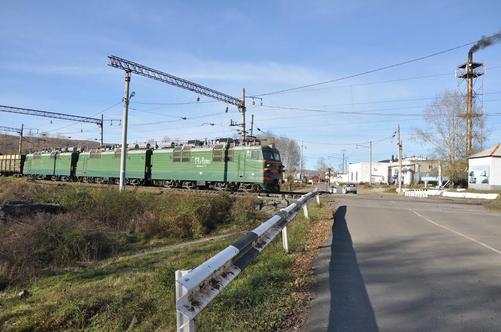 Obluchye (2012-10) - Railway crossing, Облучье