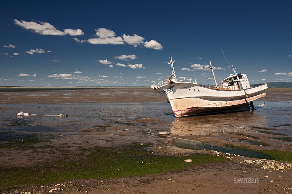 Low tide on the river Kukhtui, Охотск