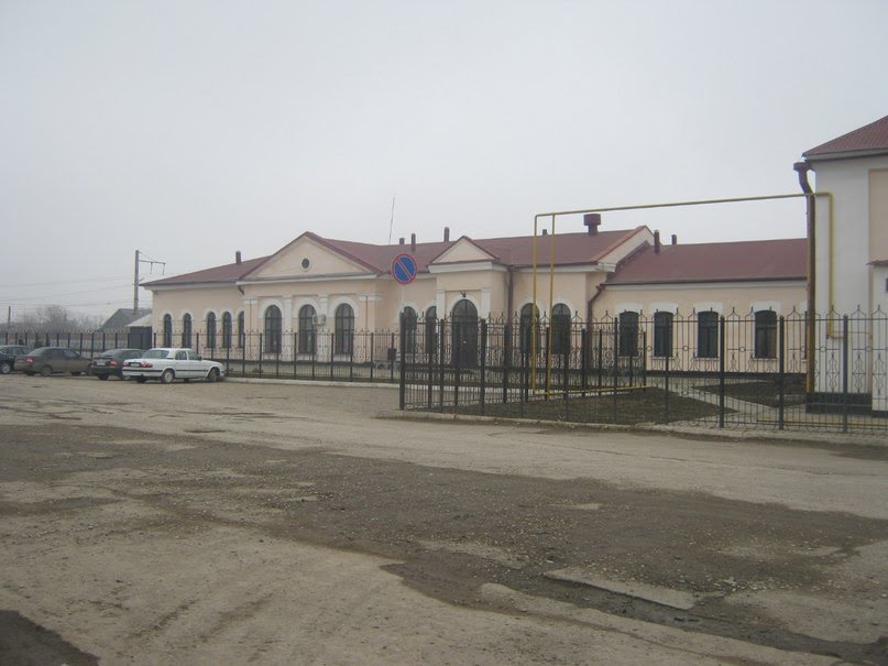 Ж д вокзал грозный фото