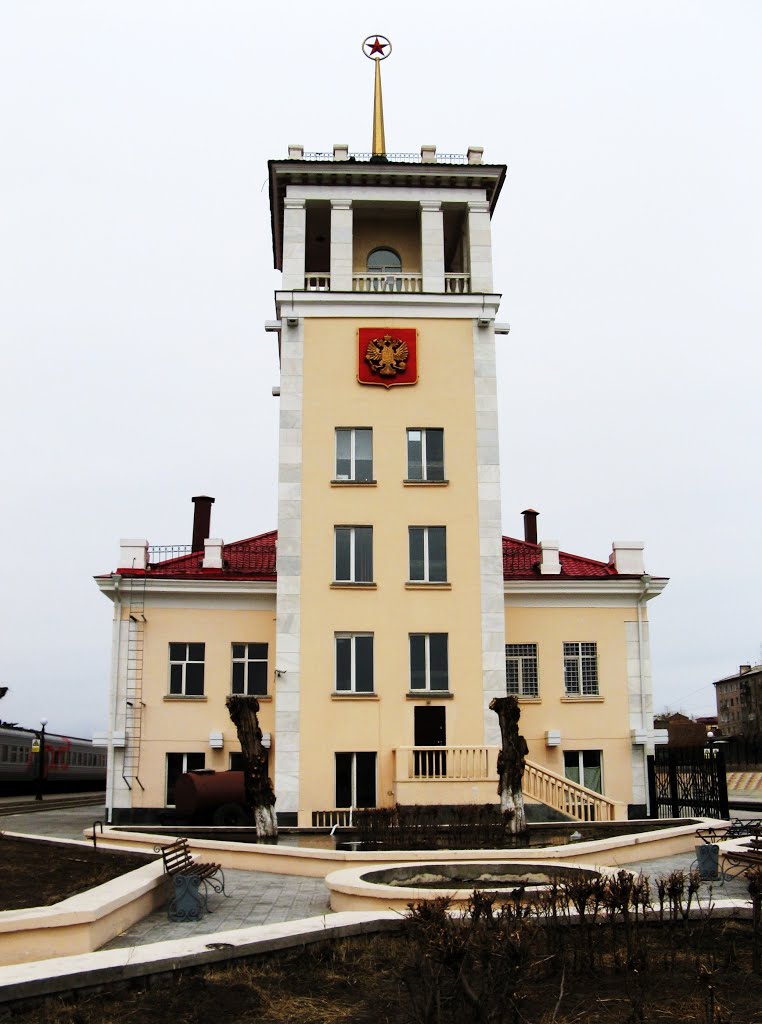 Забайкальск, здание вокзала, 17.04.2014, Забайкальск