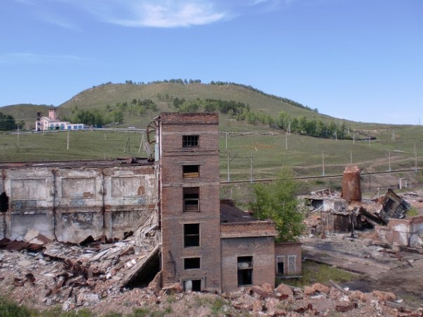 Вид со стороны завода на пожарную часть. 2010., Петровск-Забайкальский