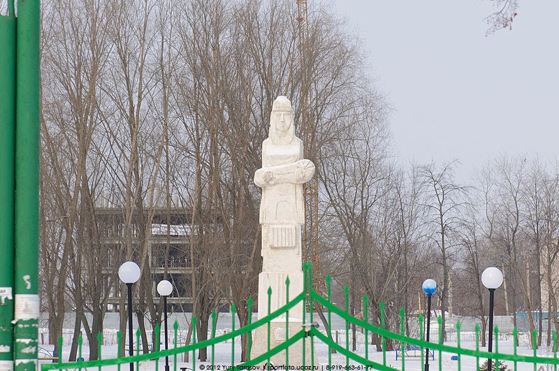 Скульптура в Александровском саду, Цивильск