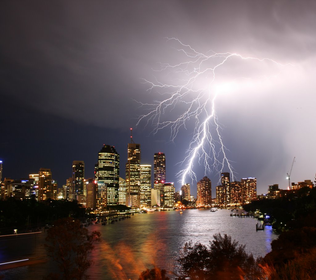 Lightning Storm Over Brisbane City, Брисбен