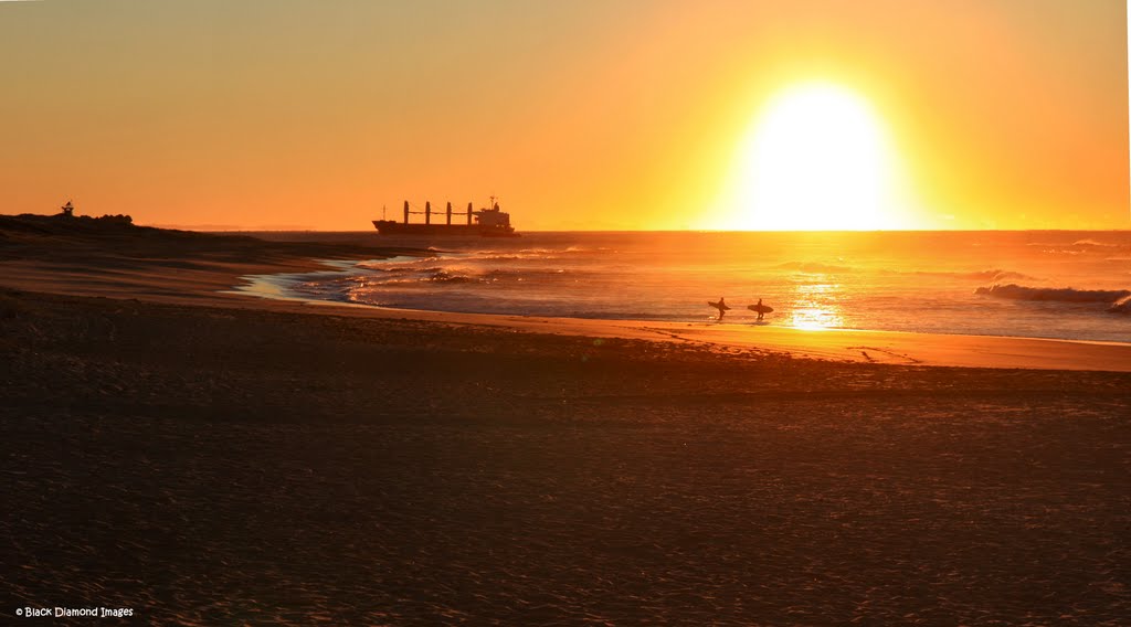 Nobbys Beach Sunrise, Newcastle,NSW, Ньюкастл