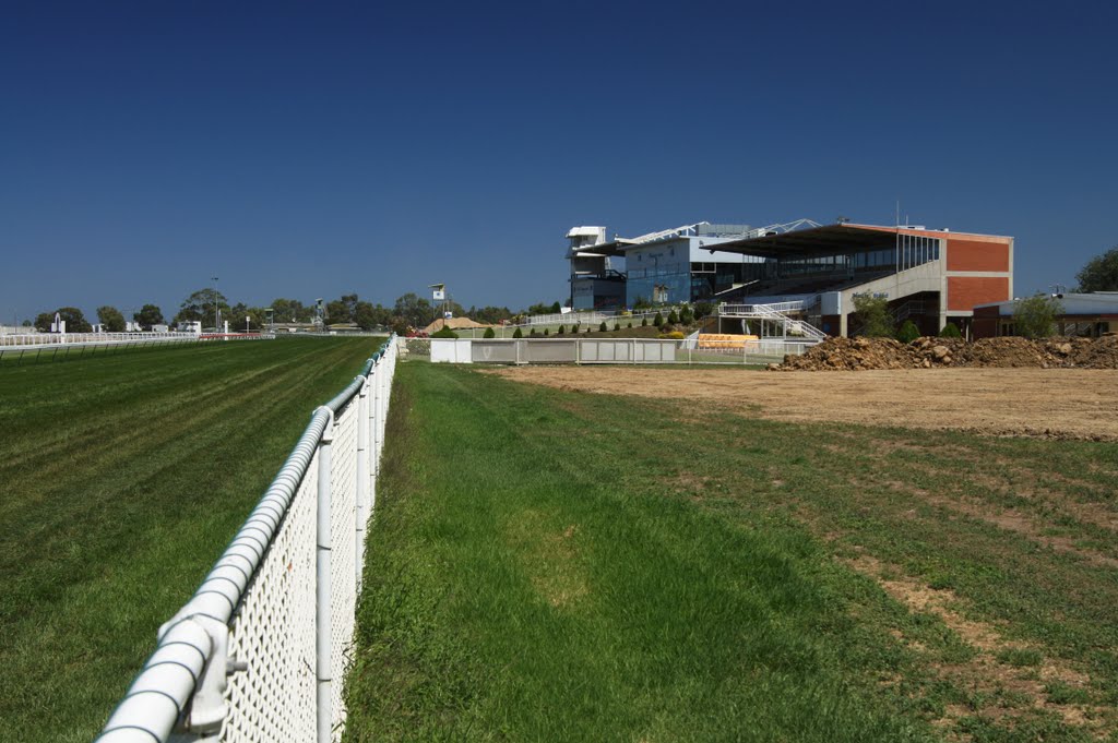 Geelong Racecourse (2010) - home of the Geelong Cup which was first run in 1872 over 2 miles, Гилонг
