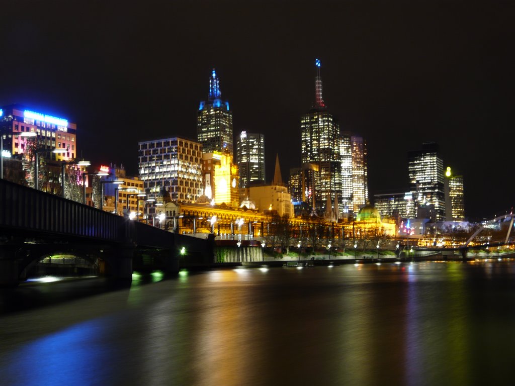 #24 Melbourne by night, Мельбурн
