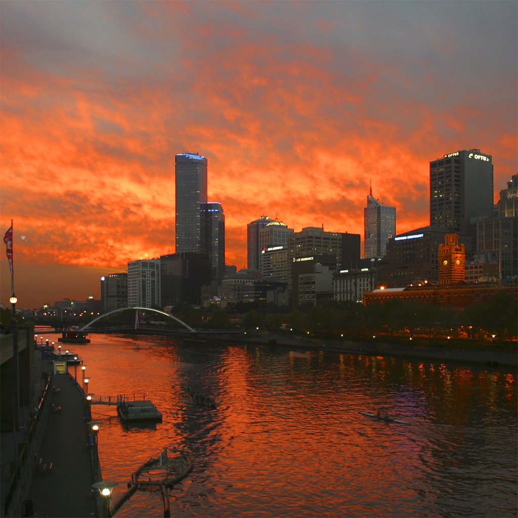 Melbourne sunset over the Yarra River, Мельбурн