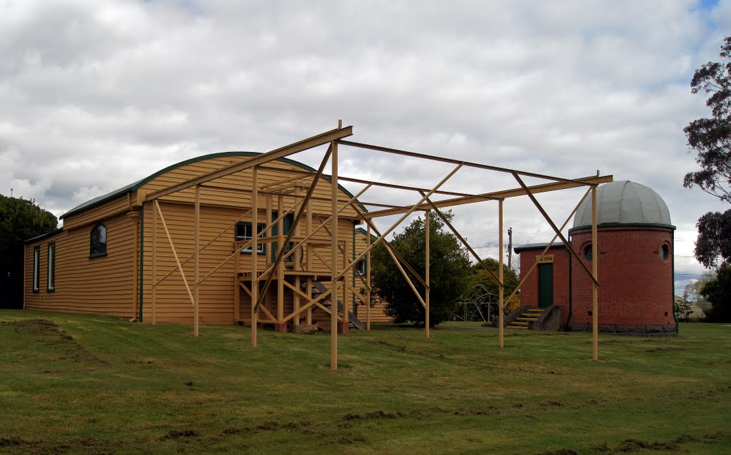 Ballarat Observatory (2011). When James Oddie presented this Observatory to the people of Ballarat in 1886, it became the first municipal observatory in Australia, Балларат