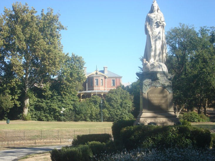 Queen Victoria Statue Bendigo, Бендиго