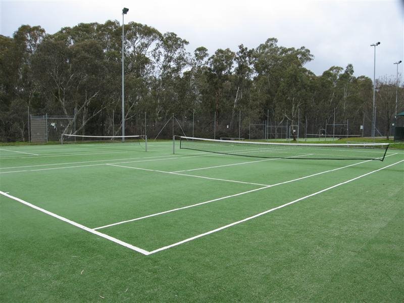 Spring Gully Tennis Courts, Водонга