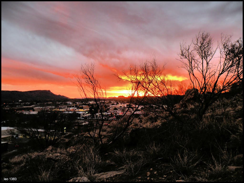 Sunset explosives in Alice Springs..© by leo1383, Алис Спрингс