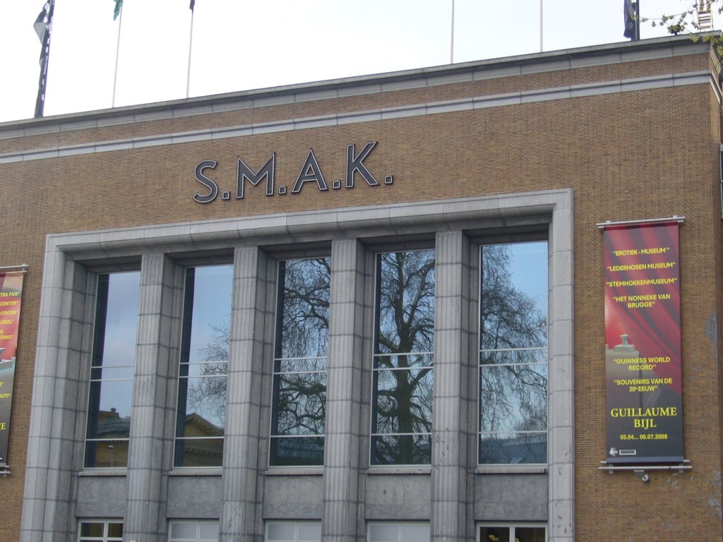 Stedelijk Museum Voor Actuele Kunst, Гент