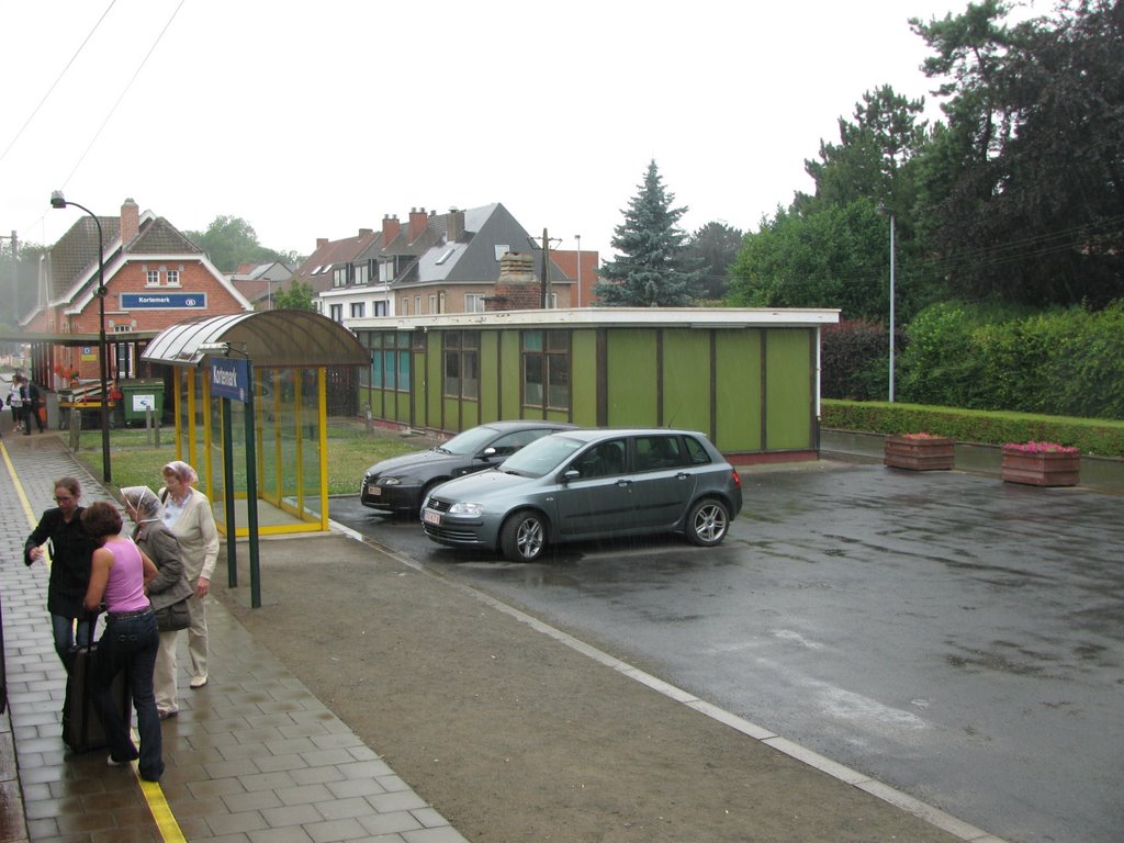 Station and parking Kortemark, Бруже