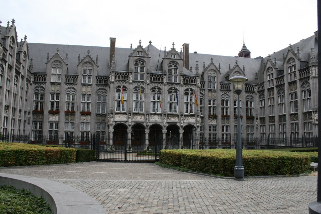 Liège. Le Palais provincial, Льеж