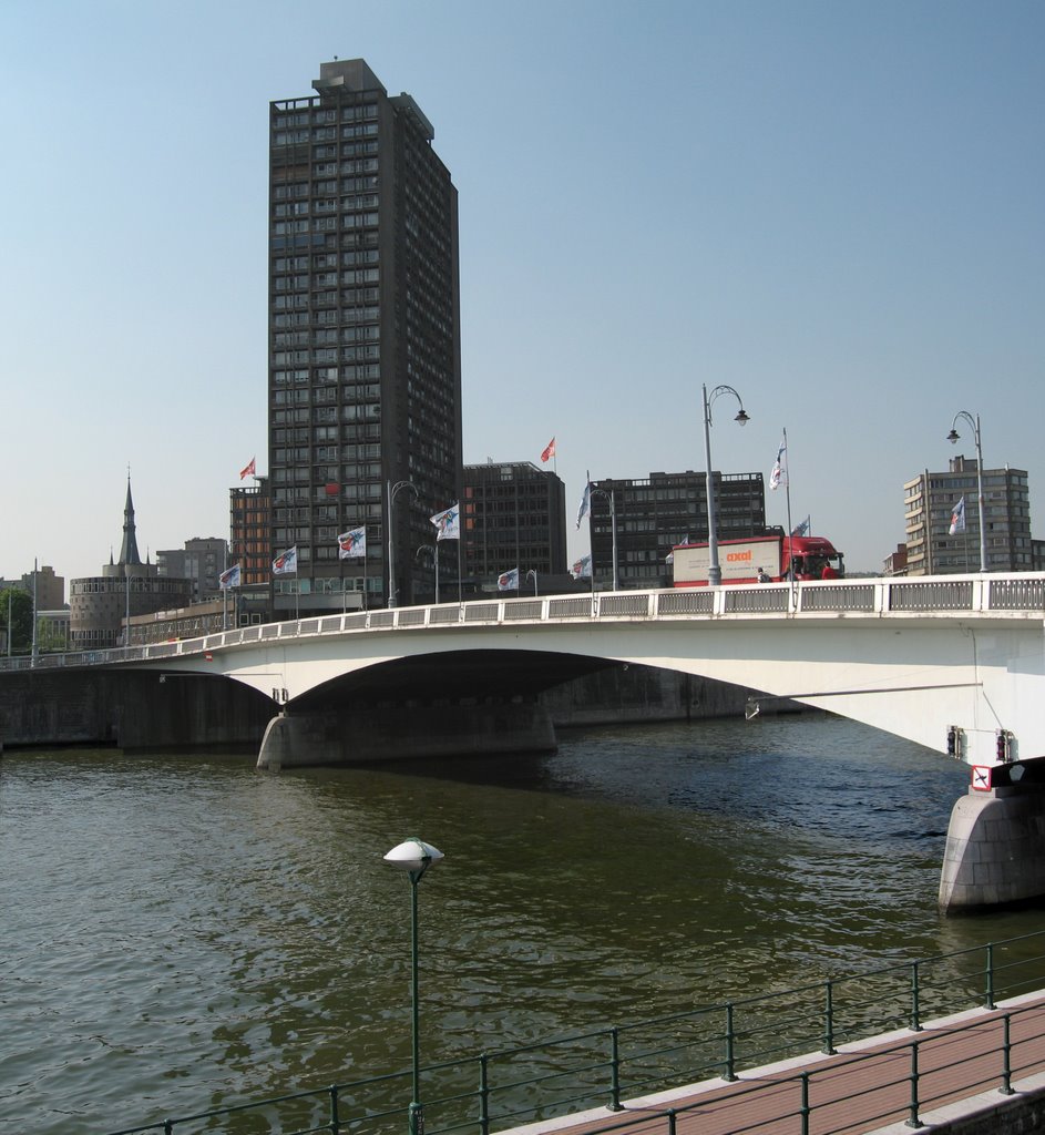 Liège: Pont et tour Kennedy, Льеж