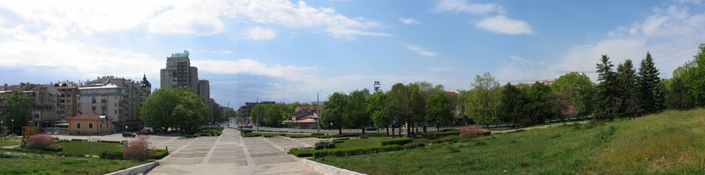 Wide view from Panteon, Русе