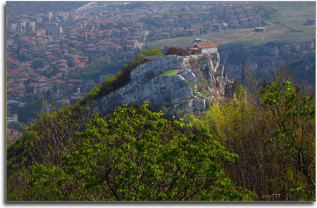 On the Edge / Св.Димитър - най-високо разположеният параклис над Асеновград, Асеновград