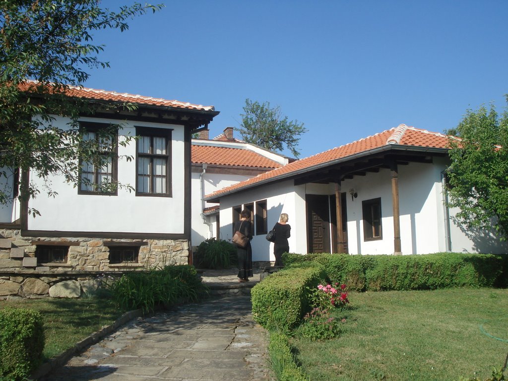 Къщата на Ненко Балкански, Казанлак