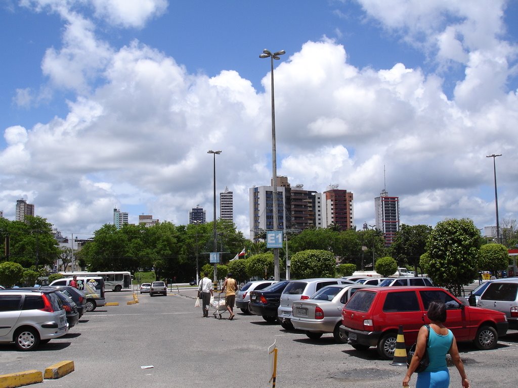 Itabuna - Estacionamento do shopping, Итабуна