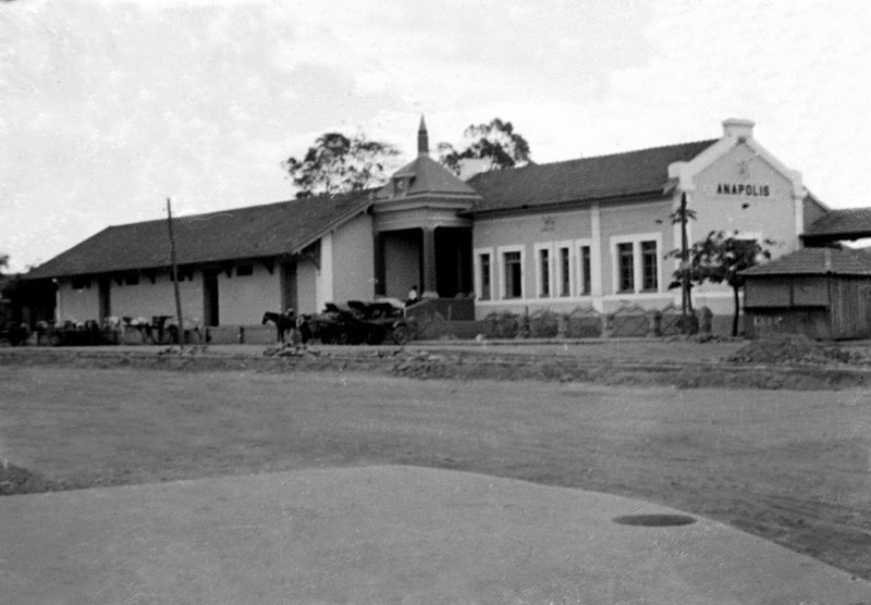 Antiga estação ferroviária de Anápolis, foi inaugurada em 07/09/1935, Анаполис