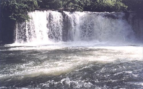 Cachoeira grande, Кахиас