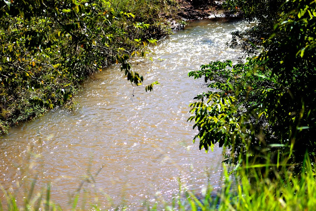 Córrego Ceroula, MS 080, Кампо-Гранде