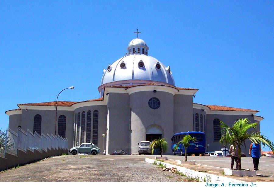 Basílica de São José Operário, Барбасена