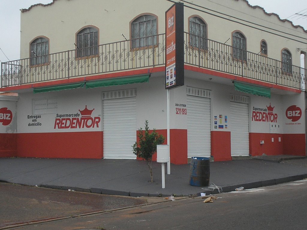 Supermercado Redentor, Говернадор-Валадарес