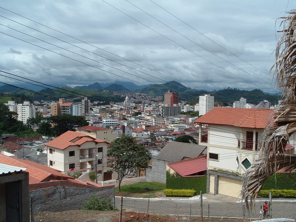 Itajubá - Bairro Oriente e vista do Centro, Итажуба