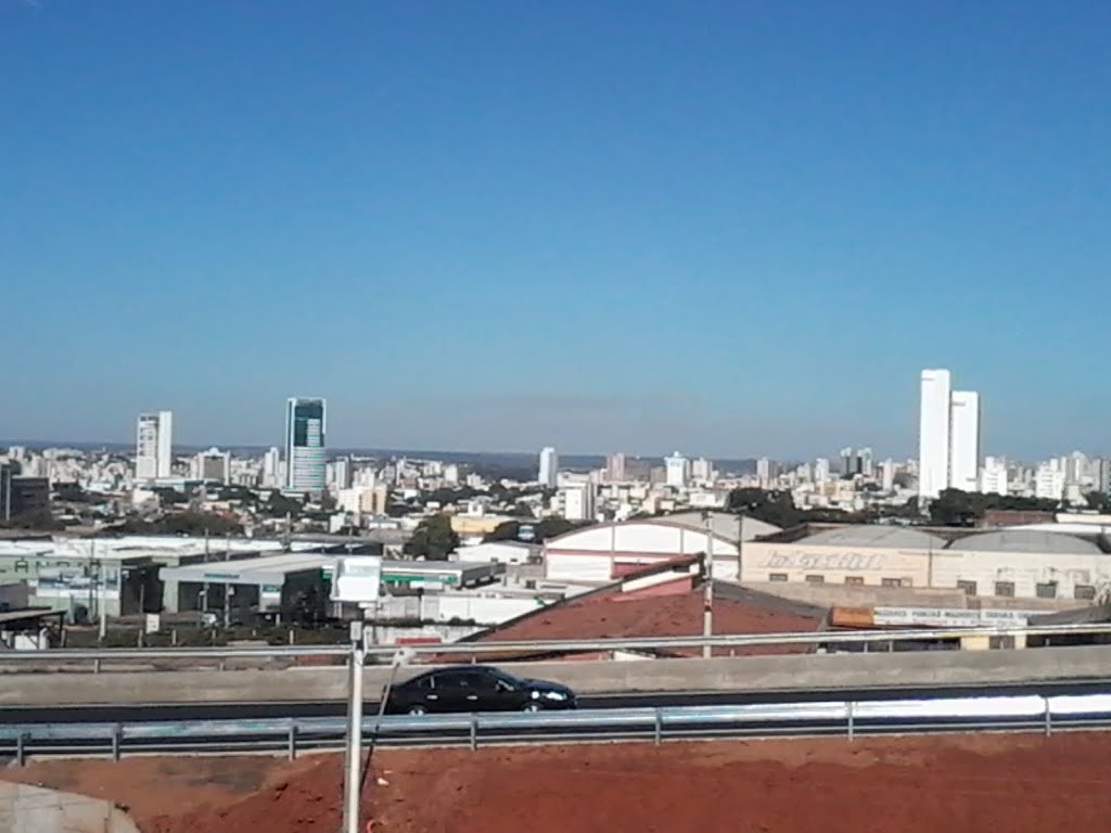 Vista de Uberlândia desde a BR 050, Сан-Жоау-дель-Рей