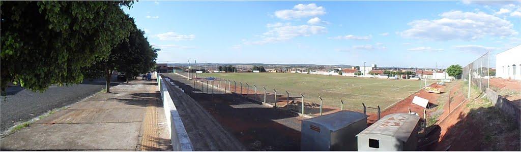 Estádio Comunitário Josa Bernardino, Убераба