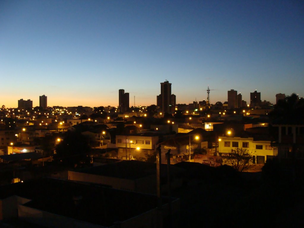 Nascer do sol visto de um hotel em Guarapuava - Paraná, Кампина-Гранде