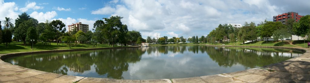 Panorâmica Lagoa das Lágrimas e ao fundo Hospital São Vicente de Paula, Кампина-Гранде