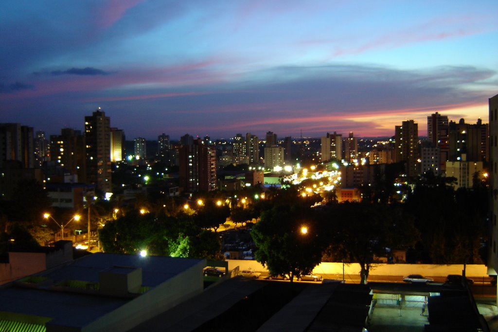 Night view Londrina, downtown, Avenida Juscelino Kubitschek, Лондрина