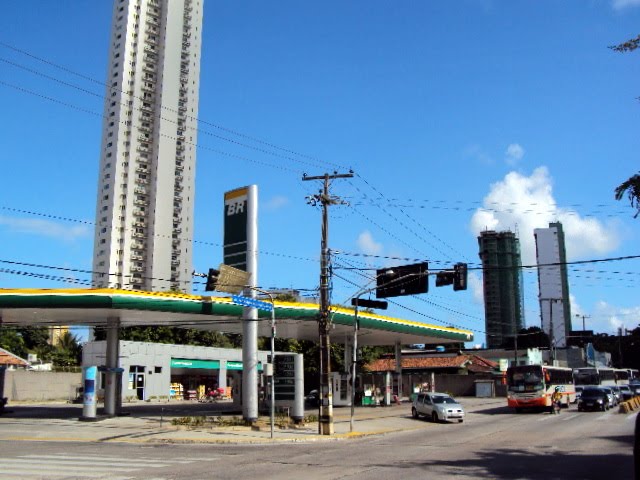 Olinda - Av. Carlos Lima Cavalcante, Олинда