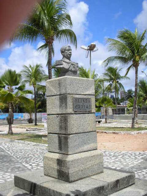 Busto do Marechal Luís Alves de Lima e Silva, o Duque de Caxias, Олинда