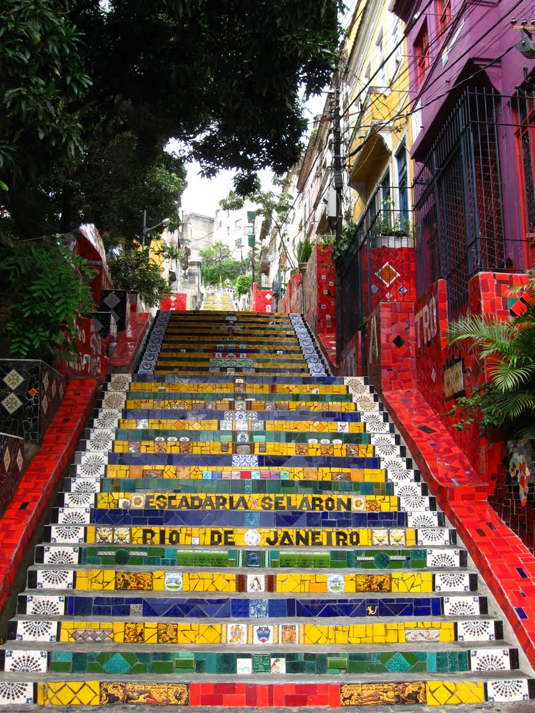 Santa Teresa stairs - Escadaria Selaron, Вольта-Редонда