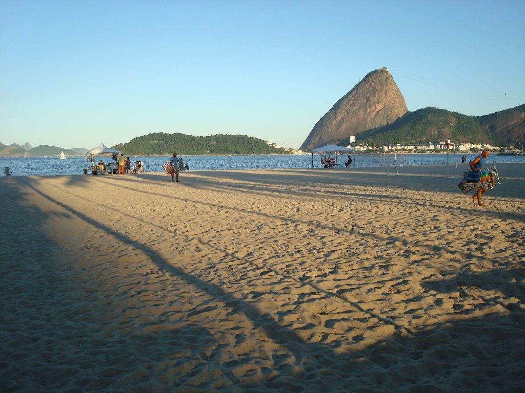Flamengo Beach, Масау