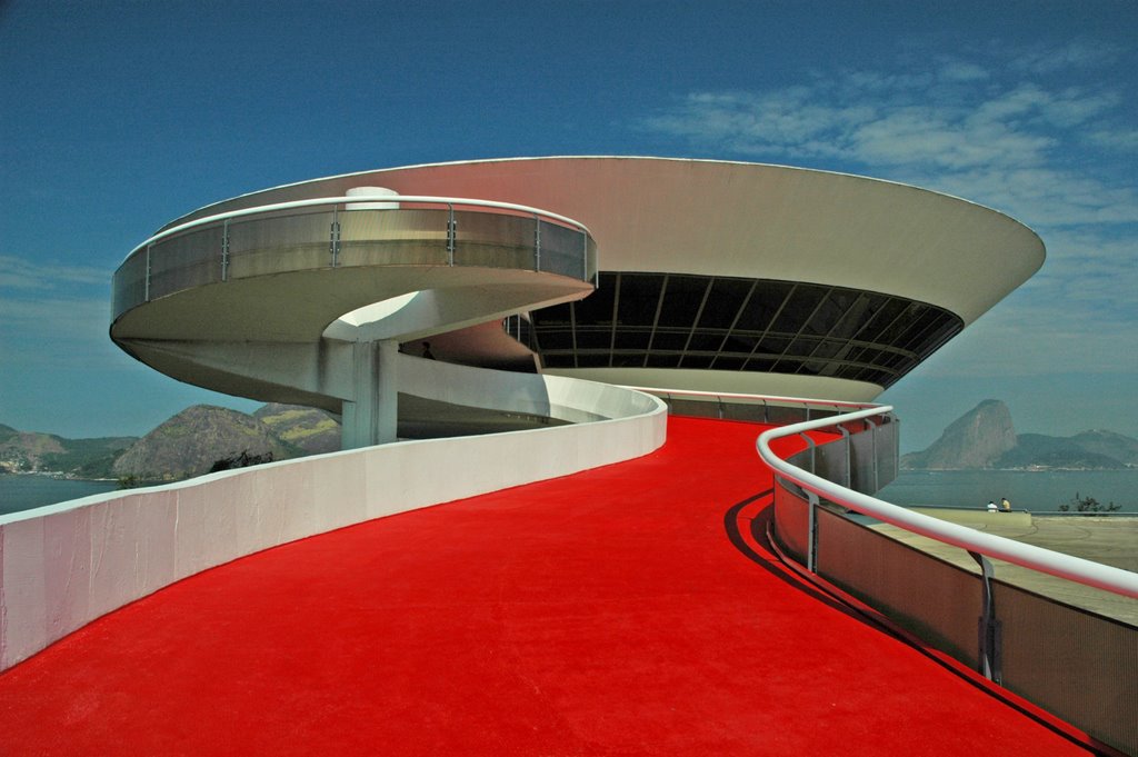Contemporary Art Museum, Niteroi, across the bay from Rio de Janeiro, Brazil, Нитерои